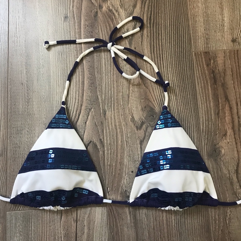 Victoria’s Secret bathing suit top